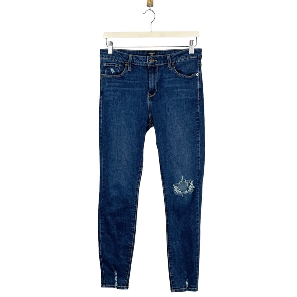 Just Black Distressed Skinny with Hem Bite Size 30